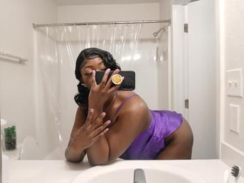 Rose, 27  female escort, Flint