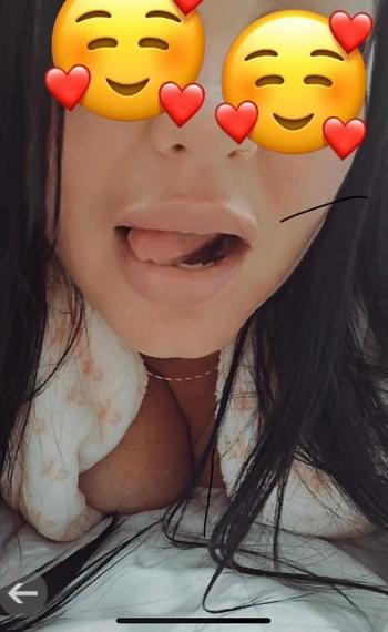 Ana, 31  female escort, Flint