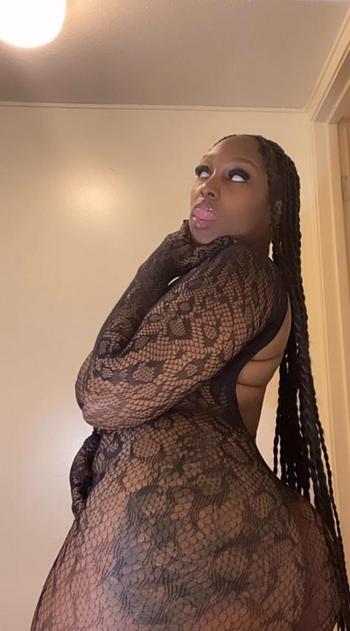 Dadoll , 27  female escort, Flint