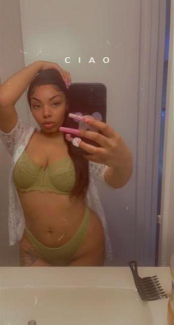 8102269582, female escort, Flint