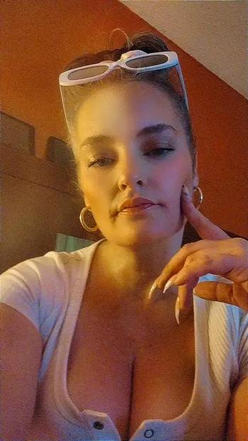 8105972479, female escort, Flint